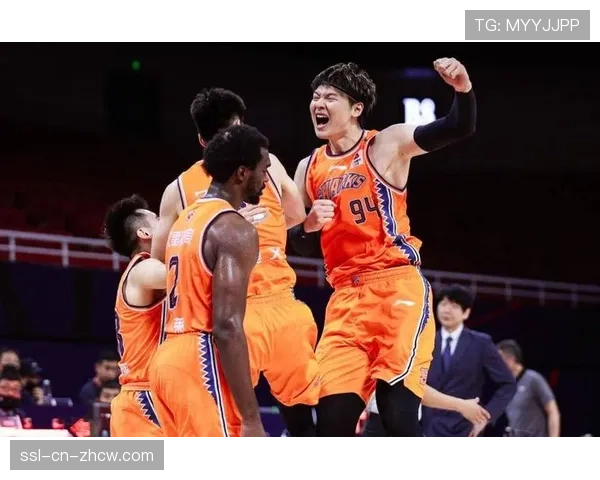 王哲林专访：坦言经历伤病低谷，期待下赛季卷土重来